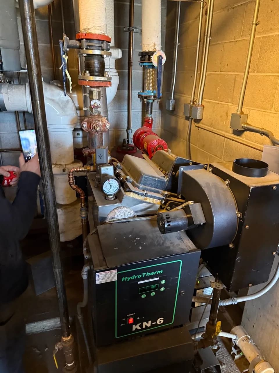 HydroTherm KN-6 condensing boiler with hydronic piping and gauges